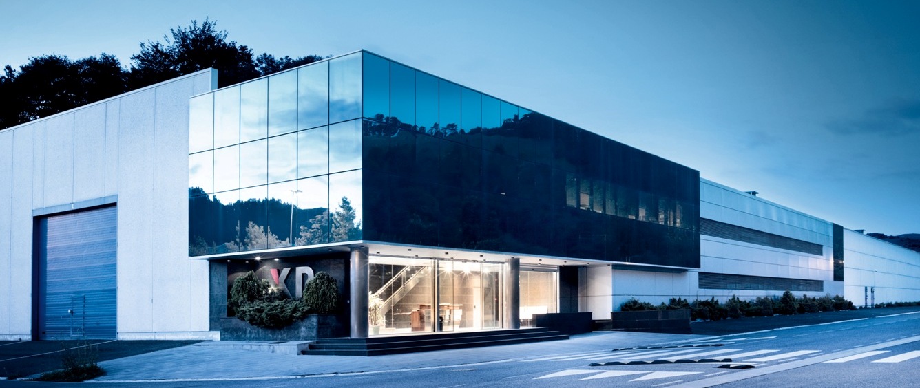 Slide 1: un poco de historia