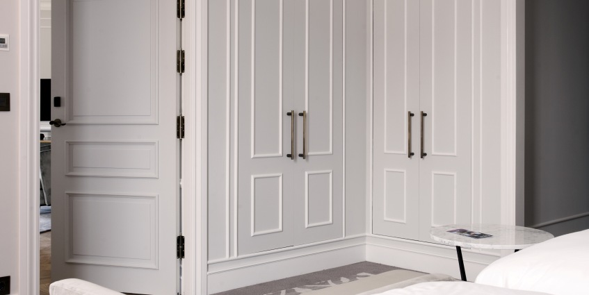 Slide 1: HOTEL MARÍA CRISTINA